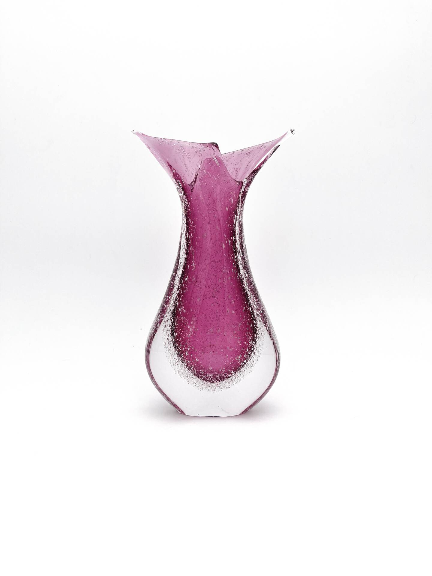 Vase signé Formia - Murano - Sommerso & Bullicante violet - 1970