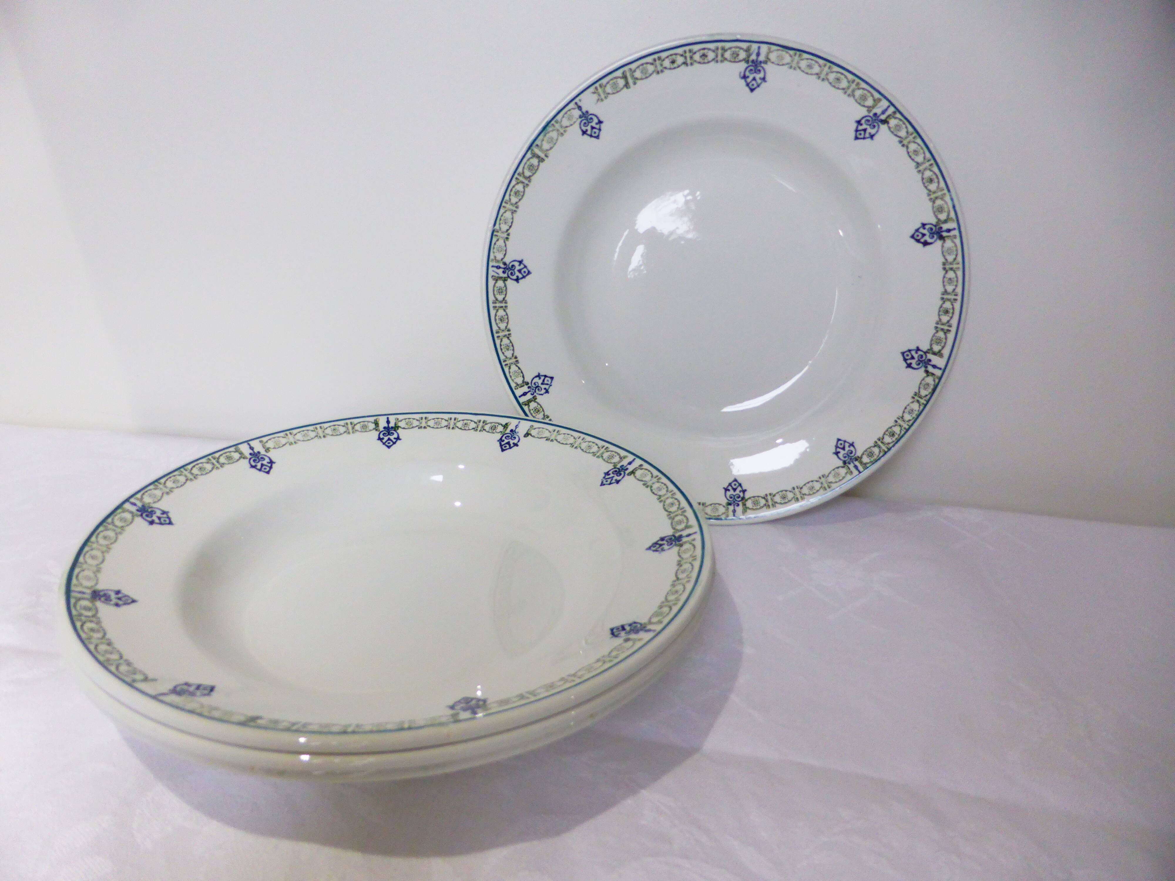 4 vintage St Amand deep plates 211257