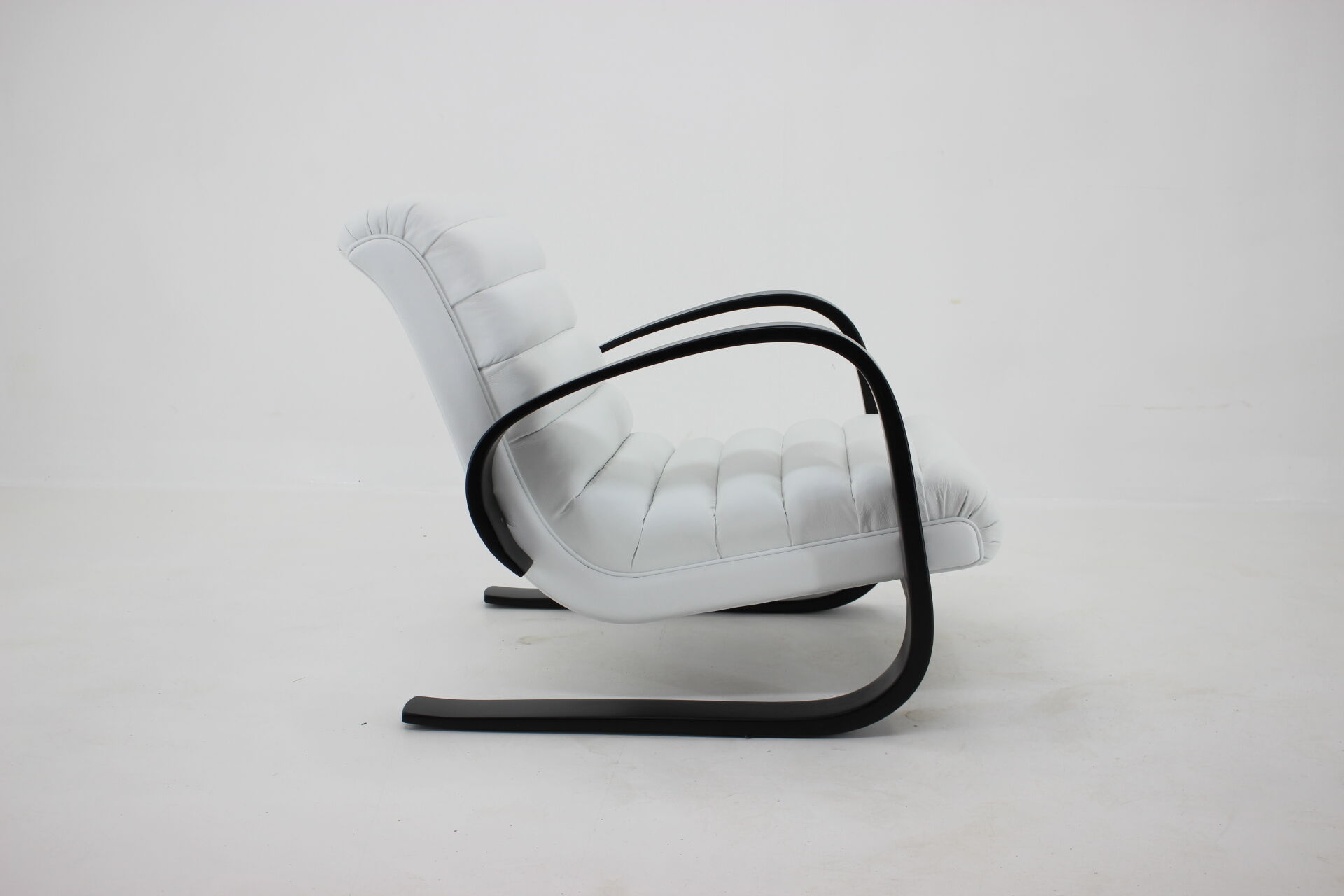 1930s Miroslav Navratil Lounge Chair in White Leather