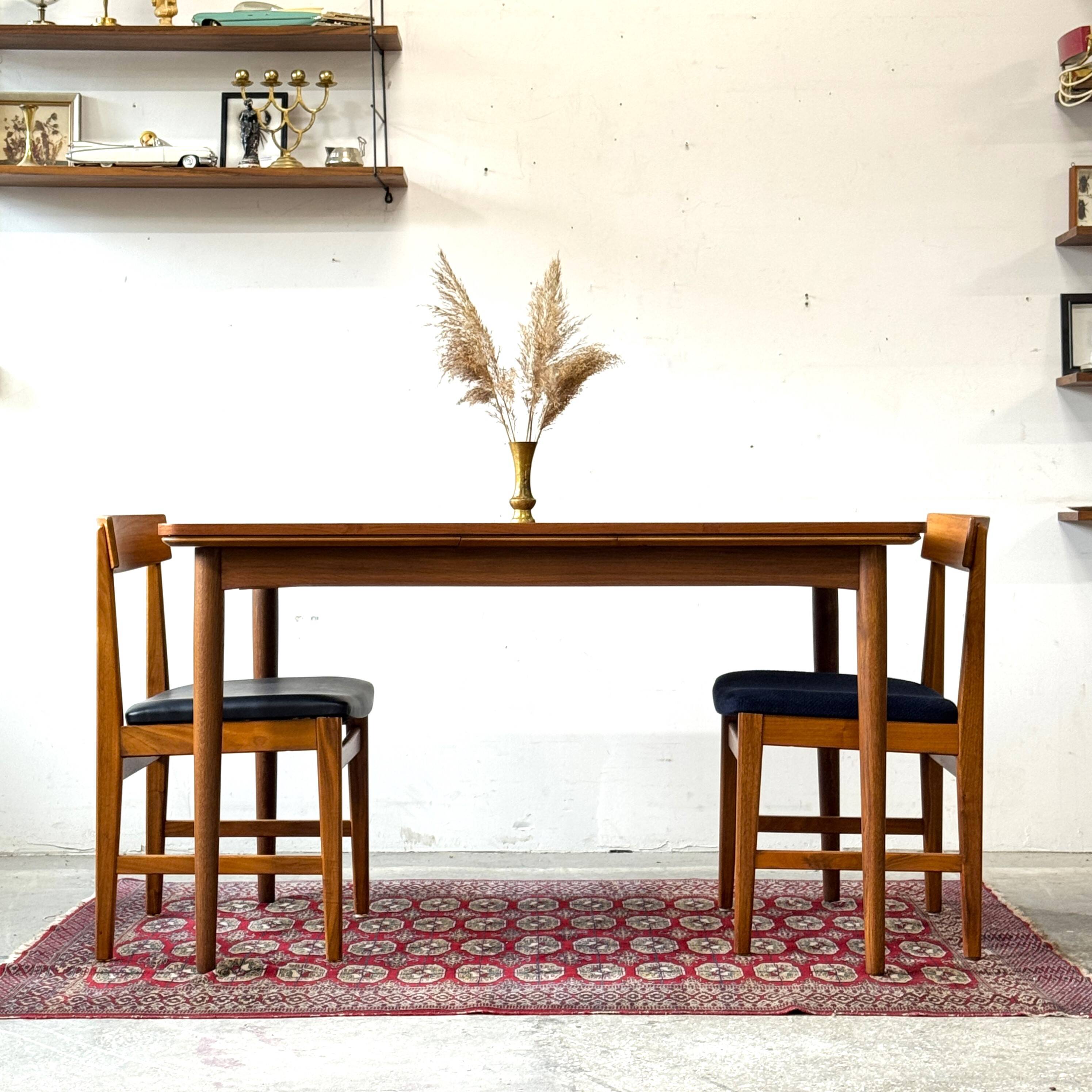 Teak Extending Table, Denmark 1960s/1970s, Vintage, Mid-C Modern