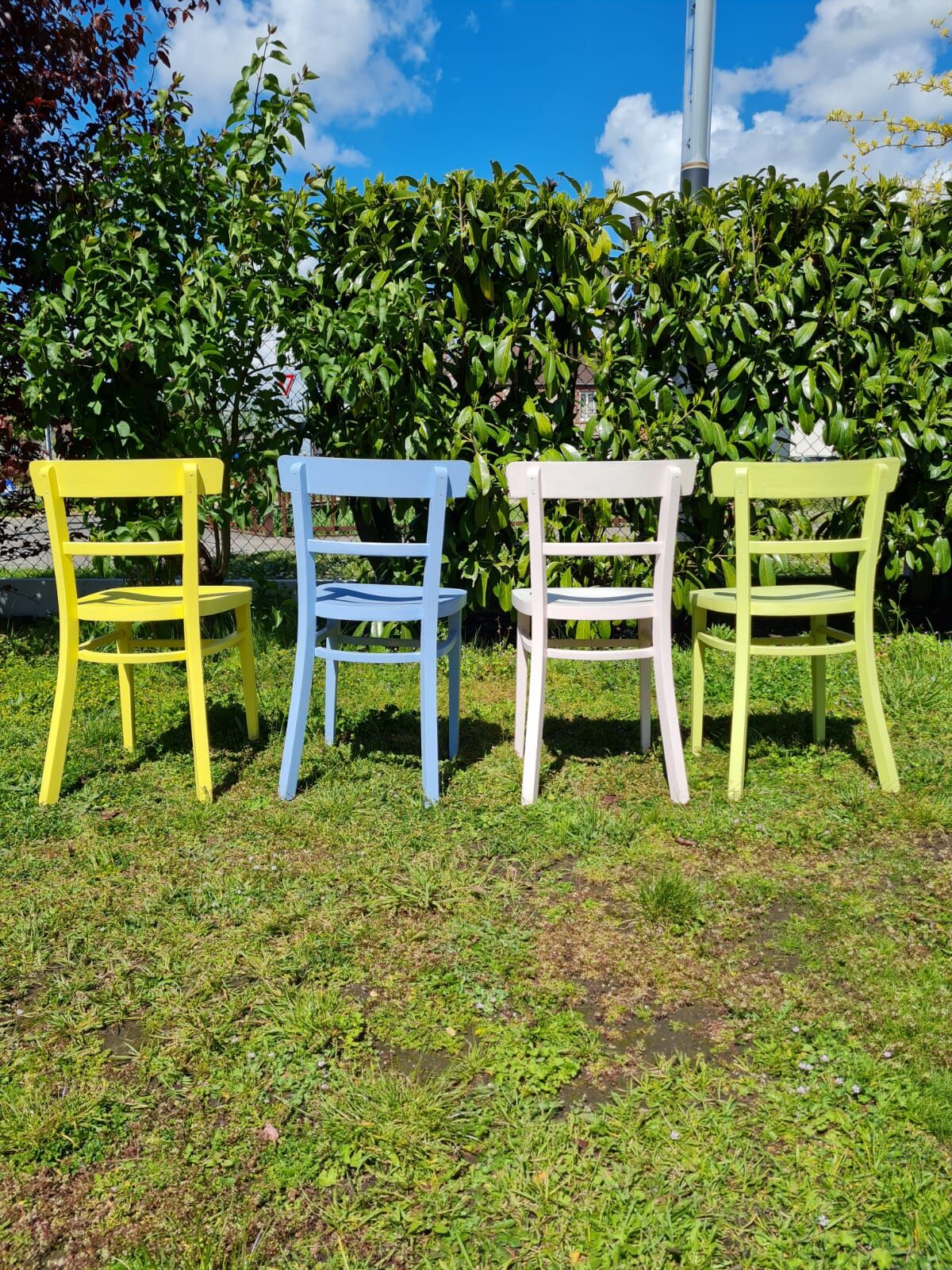 Série de 4 chaises Baumann en bois pastel