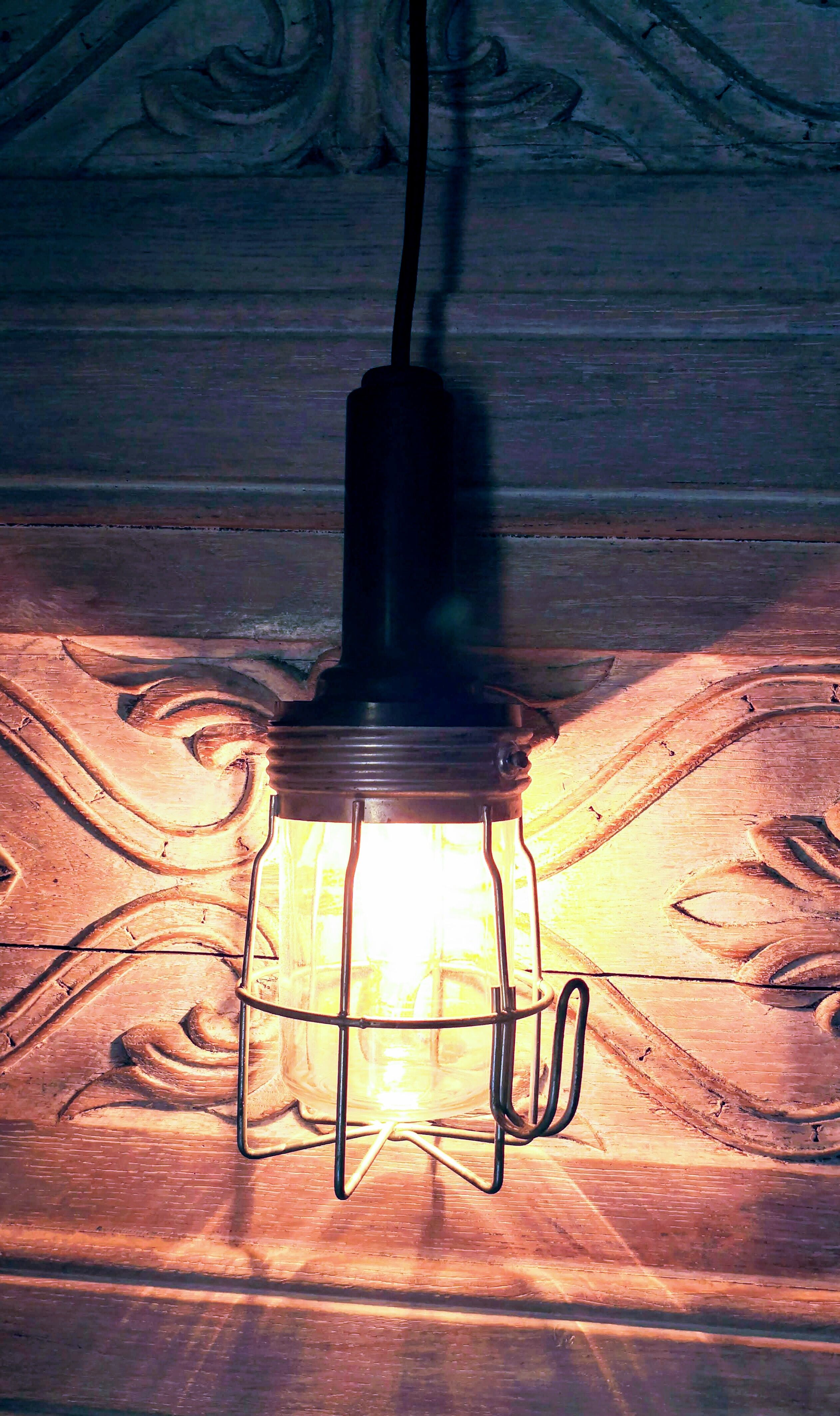 Old wandering bakelite lamp