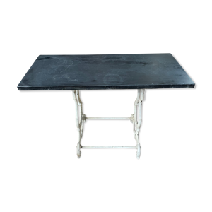 Table de bistrot
