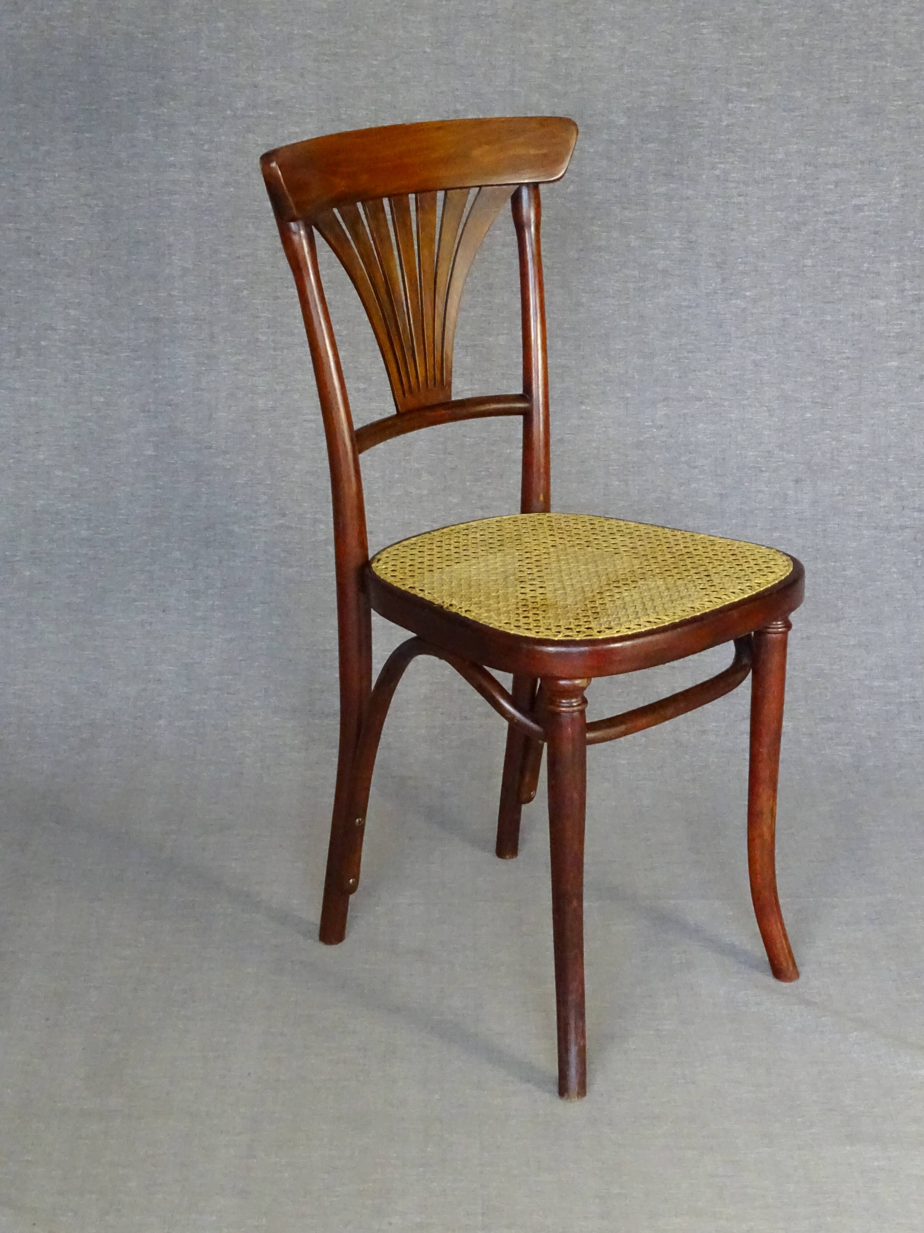 Set of 6 caned chairs, Thonet No. 221, circa 1910