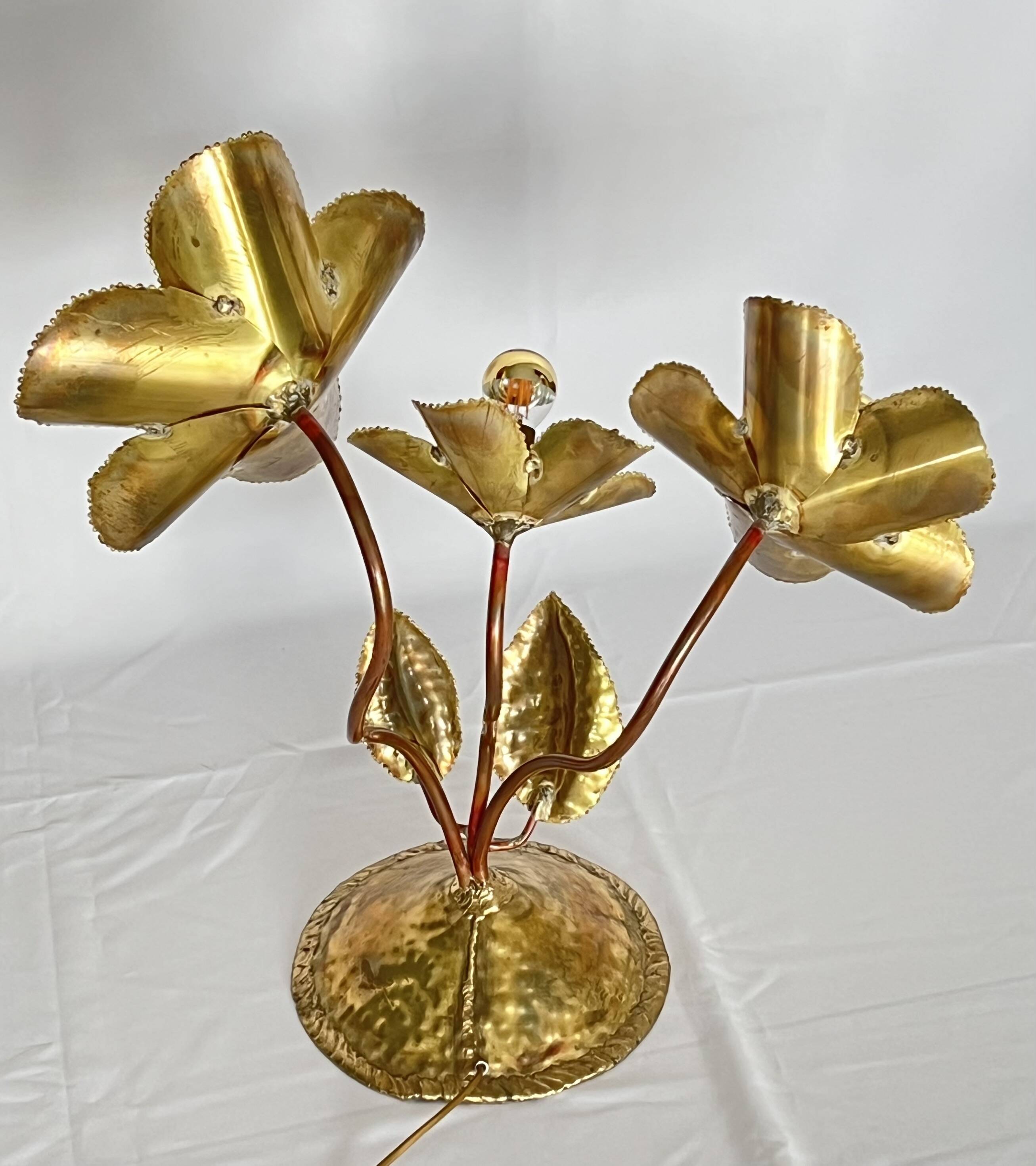 "Nénuphars" lamp by Maison Honoré, Paris, France, 1970s.