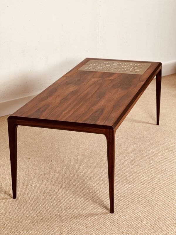 Table basse danoise par Johannes Andersen pour CFC en palissandre