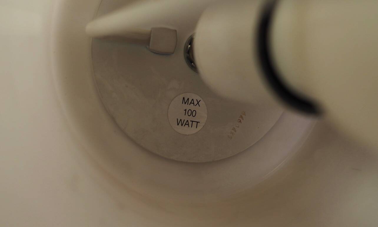 White pendant lamp, Danish design, 1970s, manufacturer: Fog & Morup