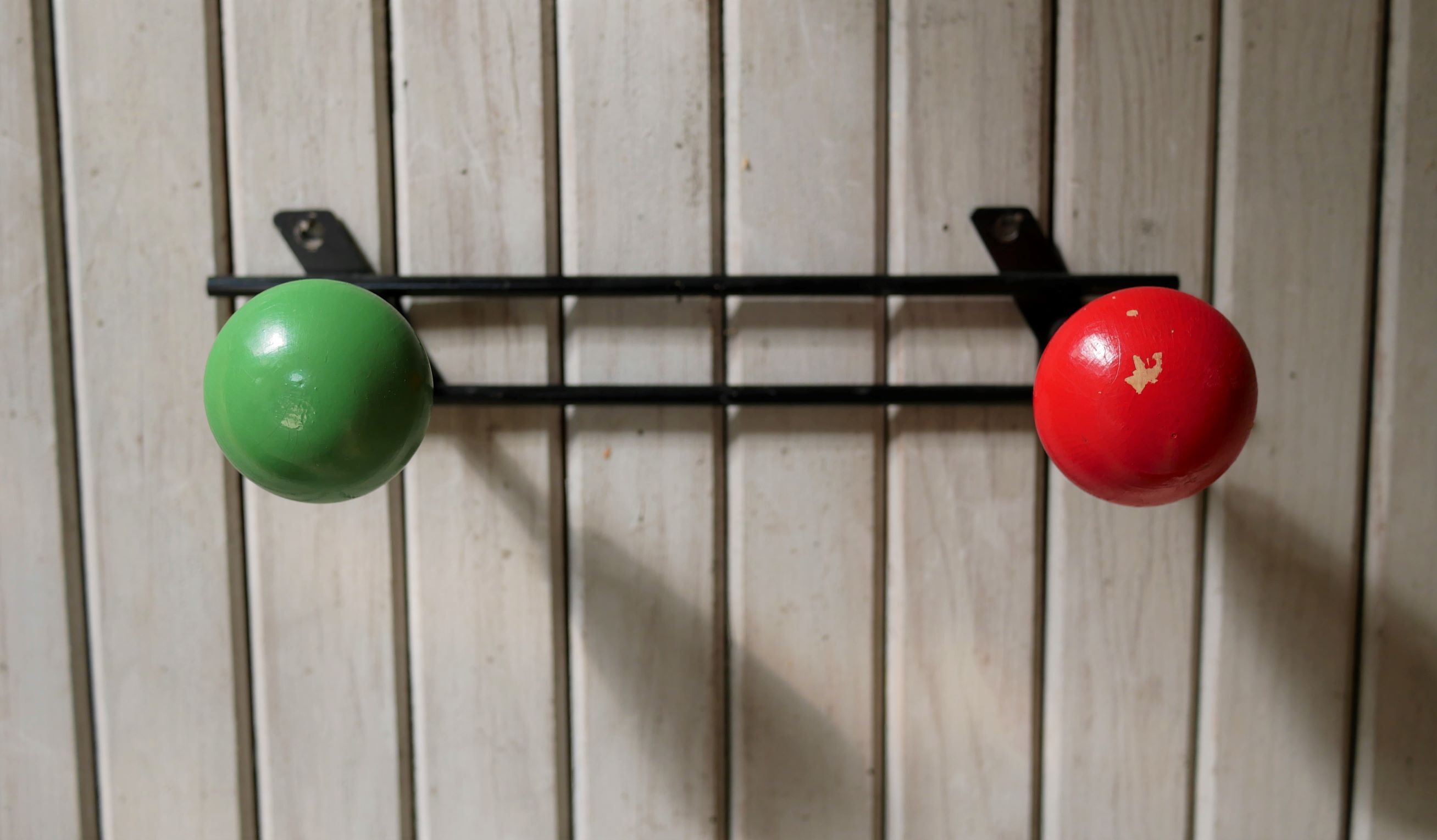 Vintage wall coatrack 2 hooks in metal and wood