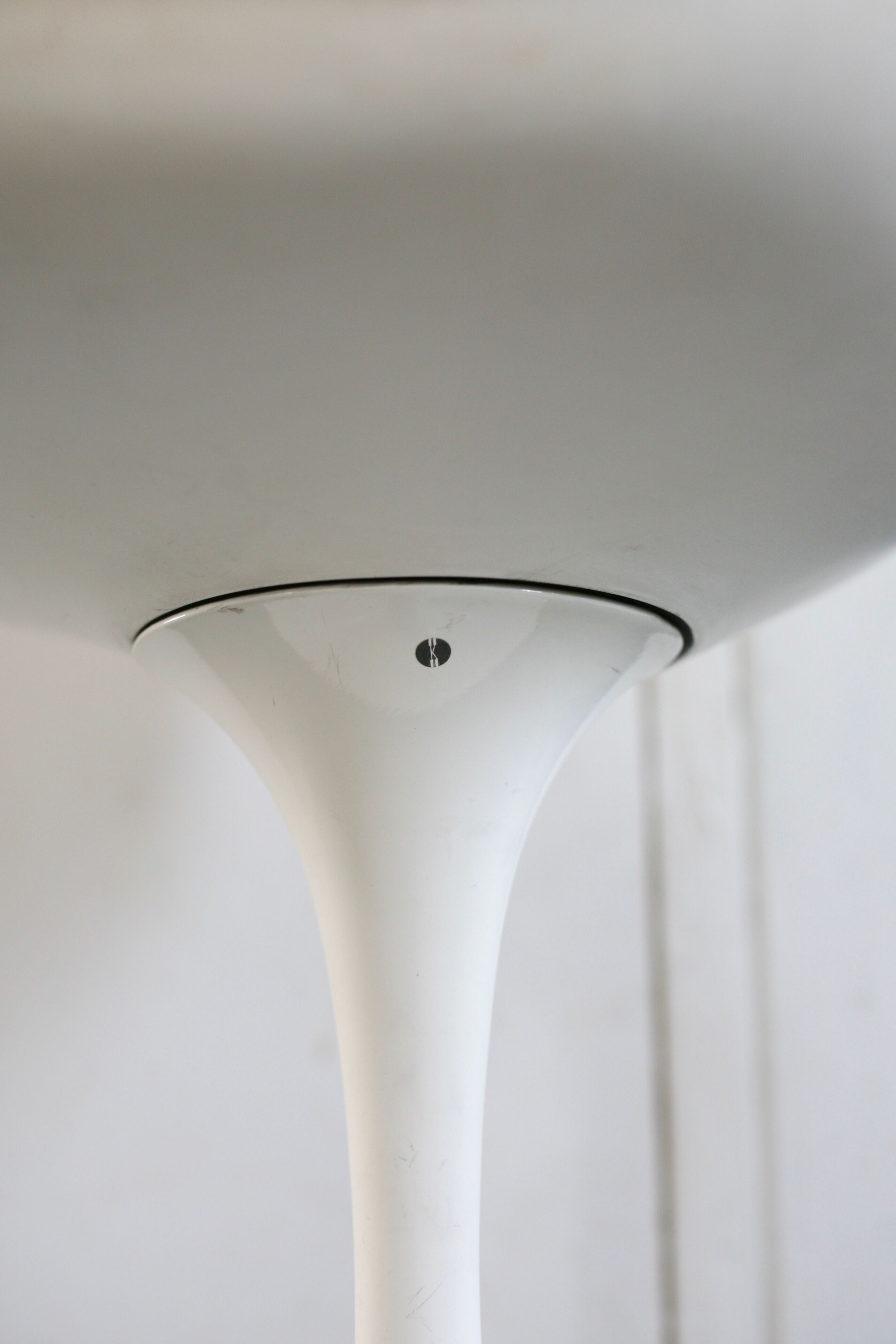 Knoll non-swivel Tulip chair, USA, circa 1960