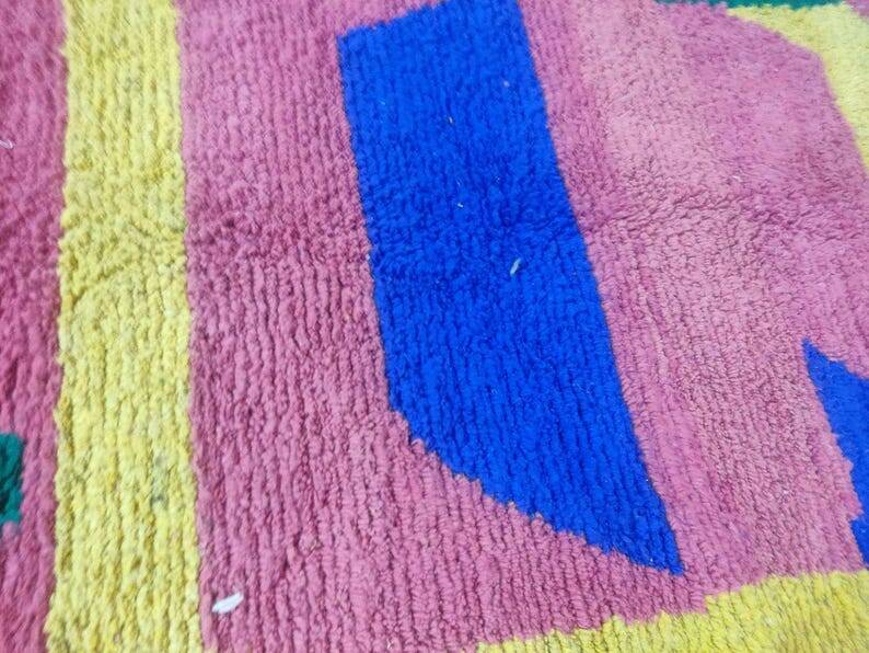 Traditional natural wool rug 250cm x 150cm