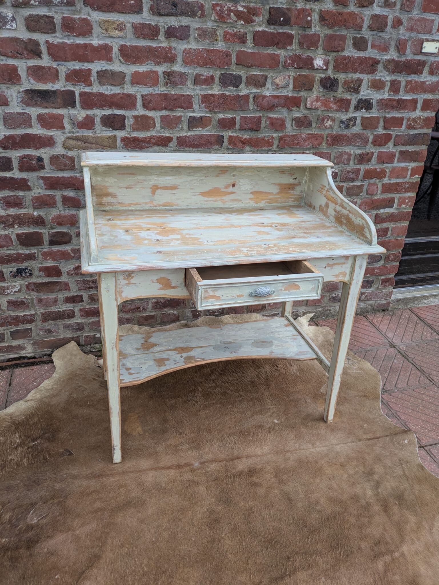 Patinated hairdresser's chair