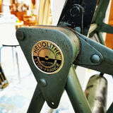 Heliolithe architect's table