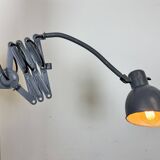 Applique murale industrielle en forme de ciseaux, peinte en gris, années 1960