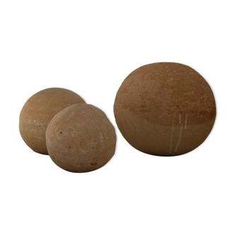Ceramic decorative balls