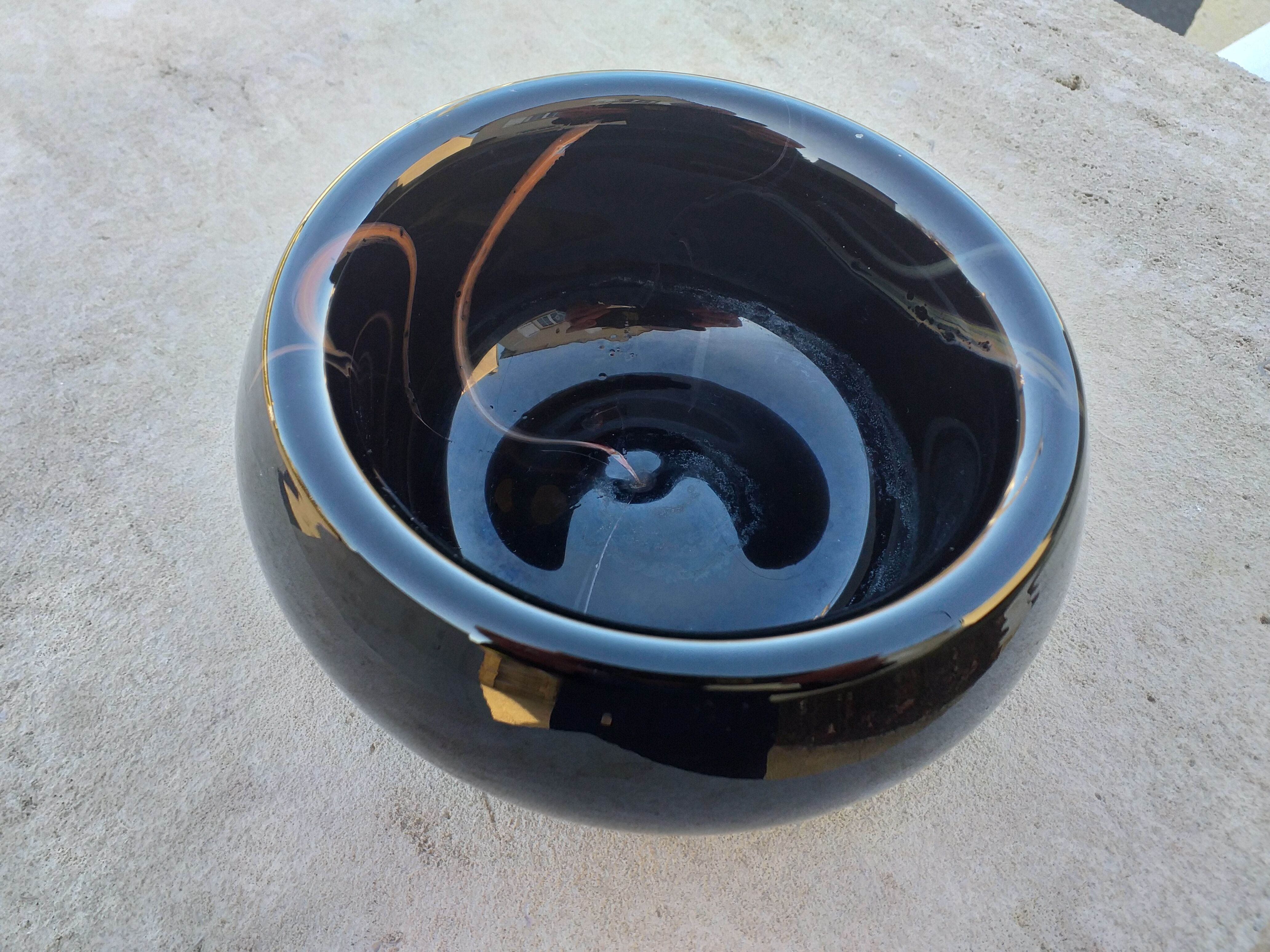 Glass paste with 70s old-fashioned vintage New Age inclusions Maure-Vieil - Bob Le Bleis