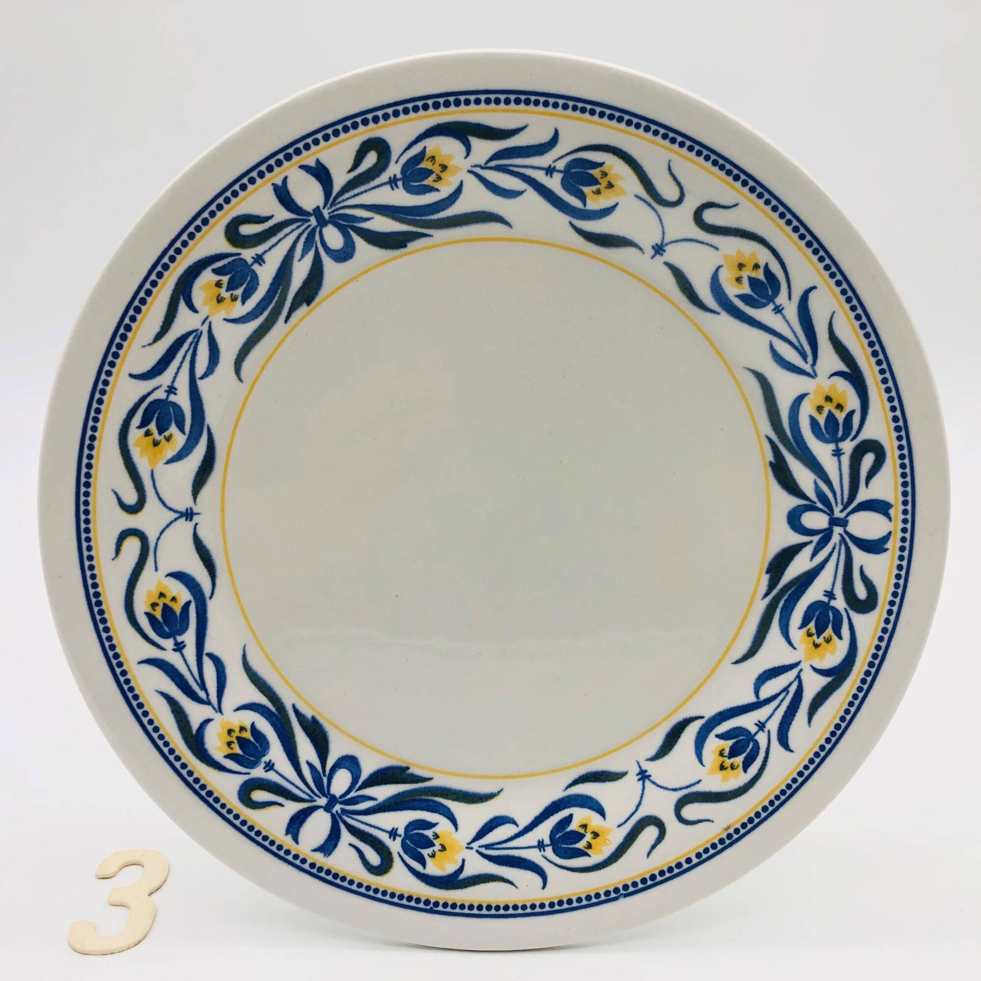 6 English starter/dessert plates, Staffordshire.