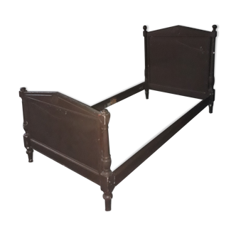 Regency-style bed