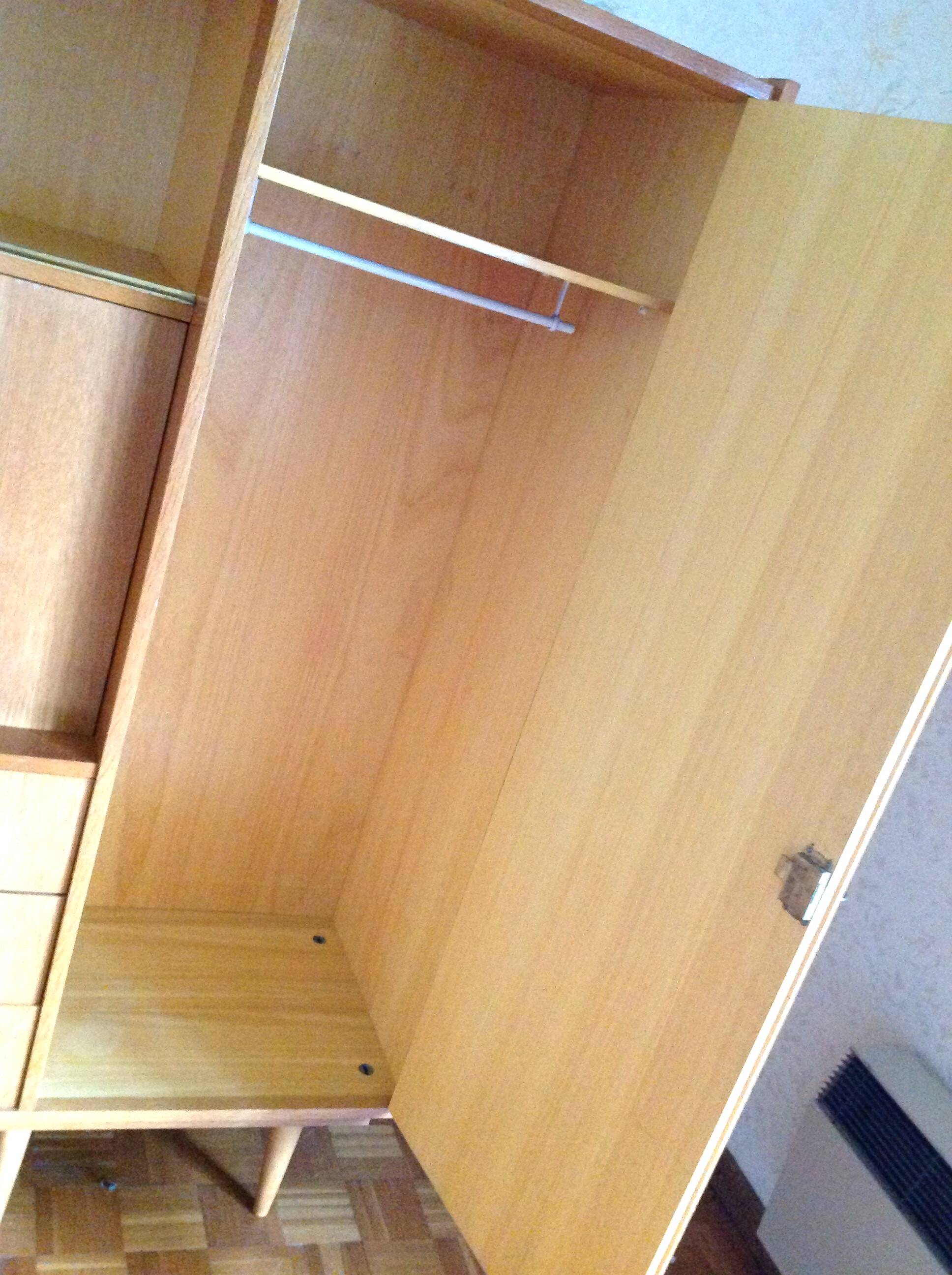 Armoire secrétaire en plaqué chene style scandinave / vintage