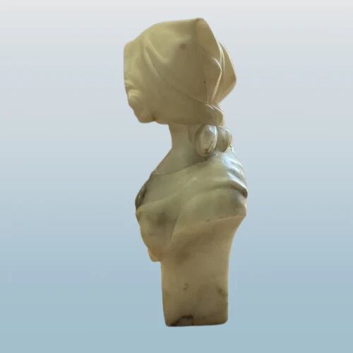 Bust, young woman, Marble and alabaster, G Pugi