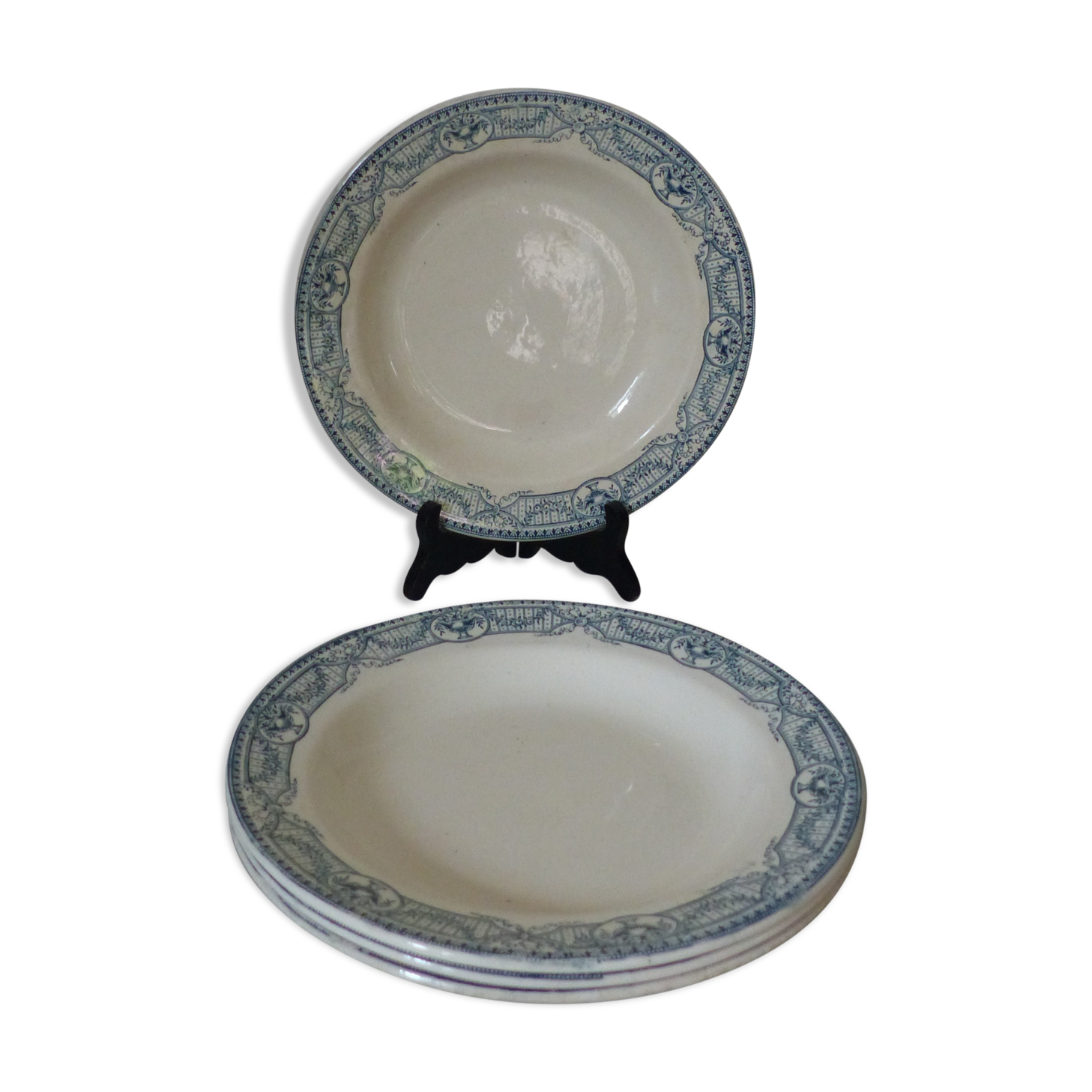 Ancient hollow plates Iron Land Salins