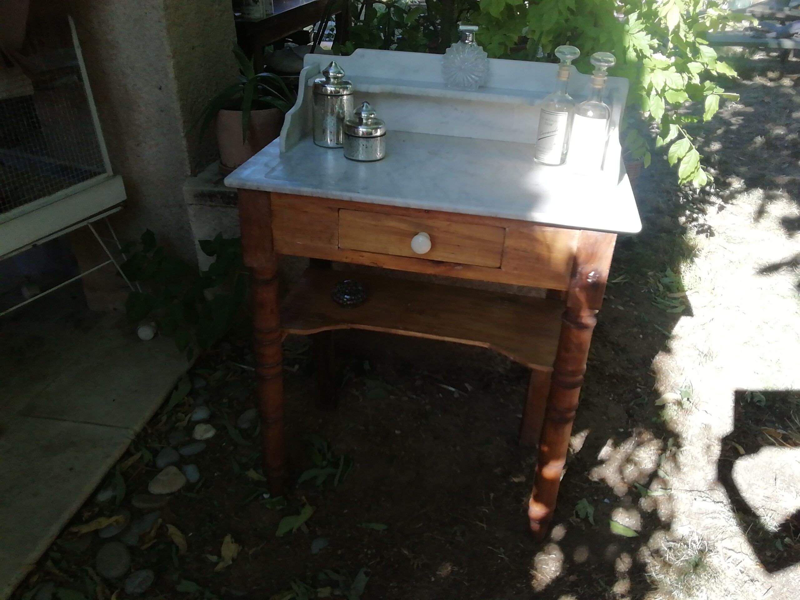 Marble and pine dressing table