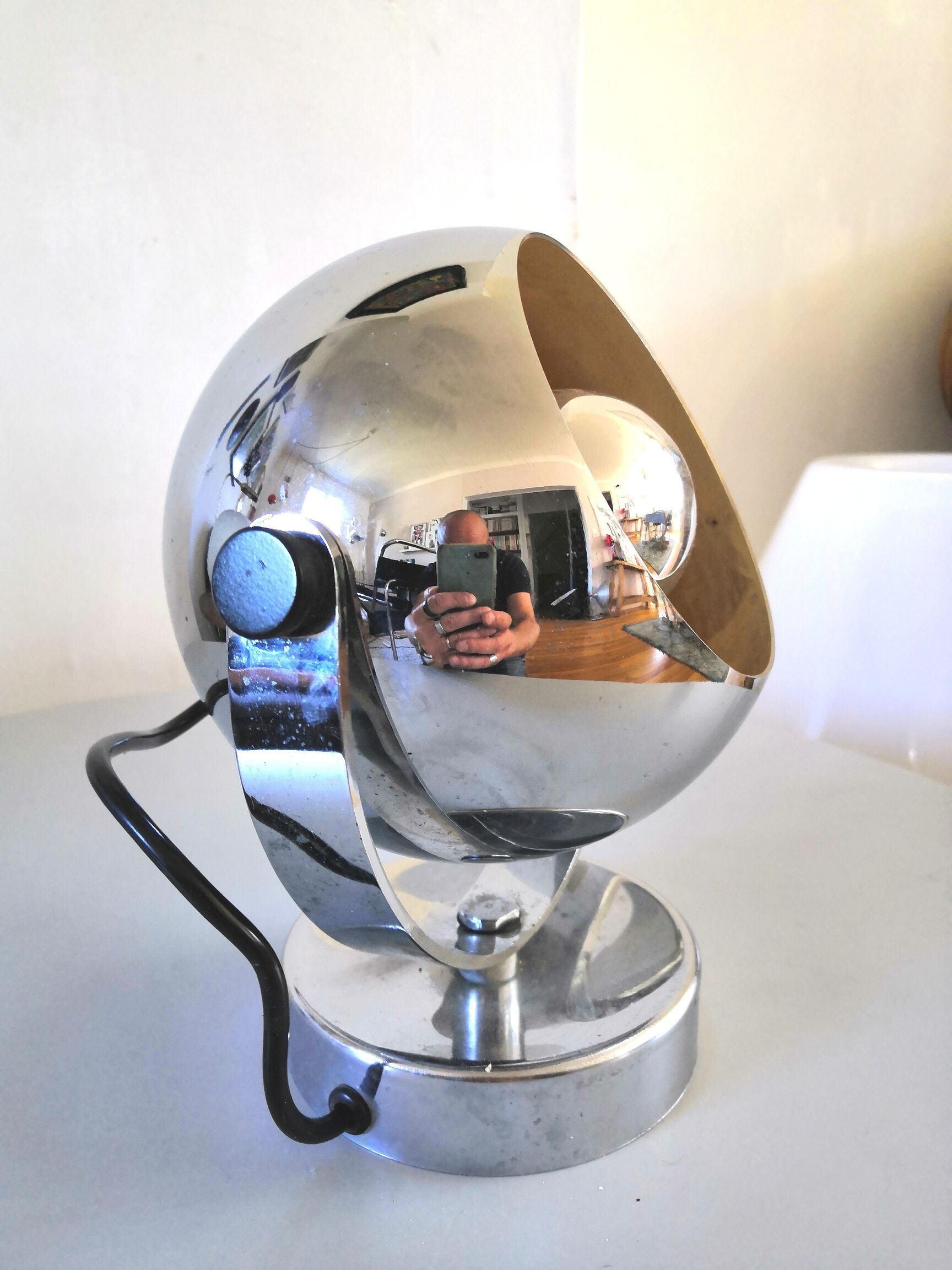 Applique eye ball en inox design années 70