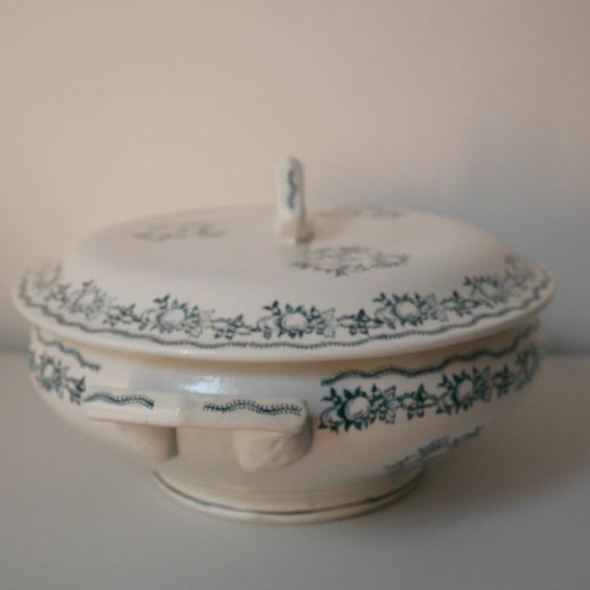 Soup bowl Saint Amand, green pattern - model 4025