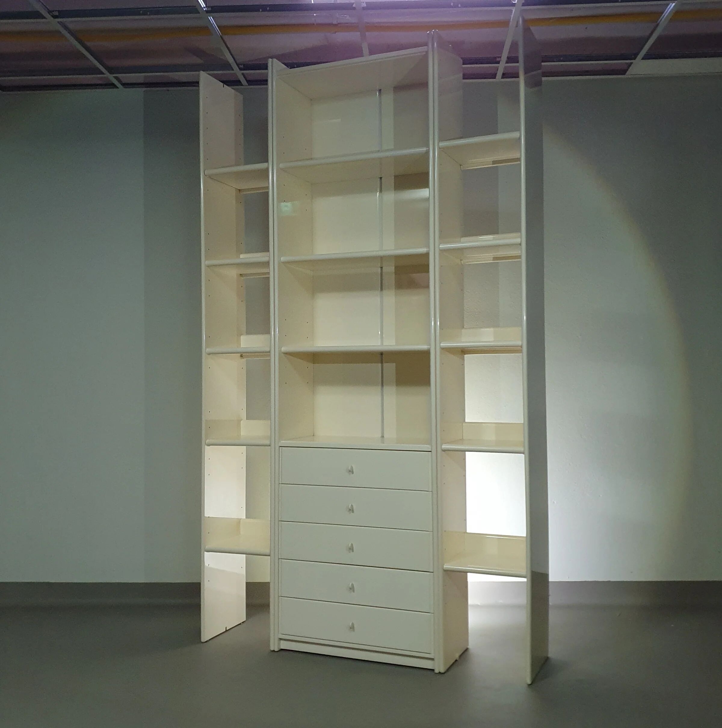 Italian "Olinto" bookcase / room divider by Kazuhide Takahama for B&B