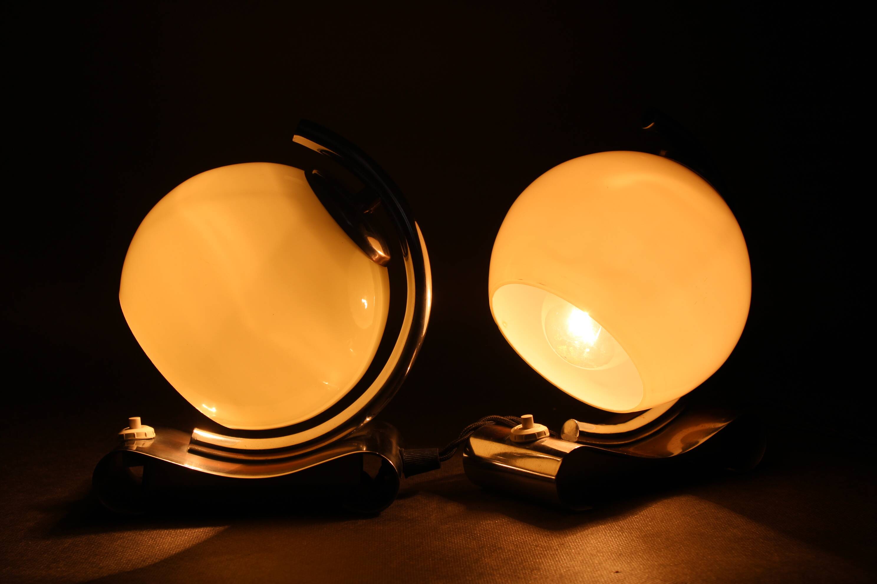 1930s Pair of Art Deco Chrome Plated Table Lamps, Czechoslovakia