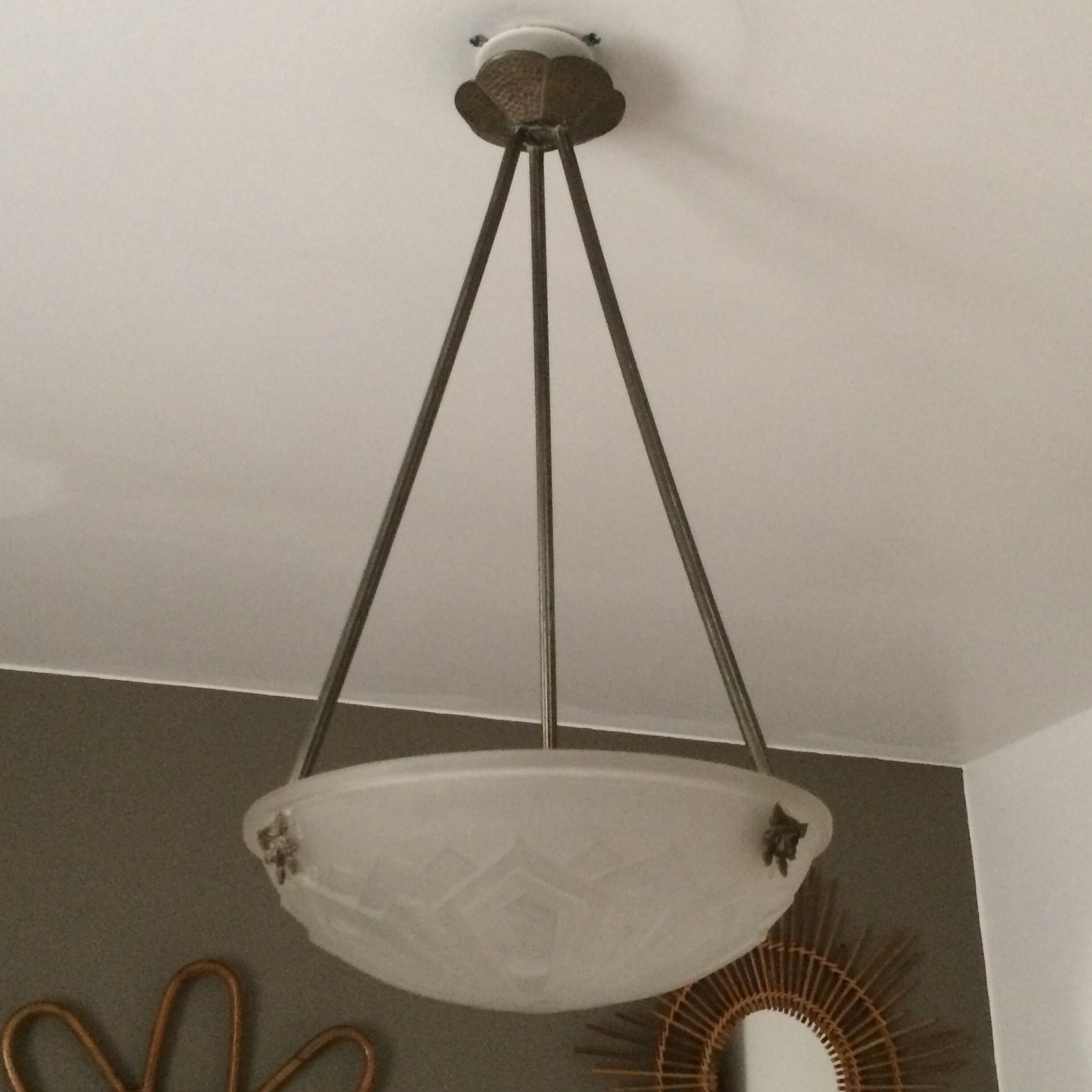 Suspension art deco en bronze vasque signée « des hanots »