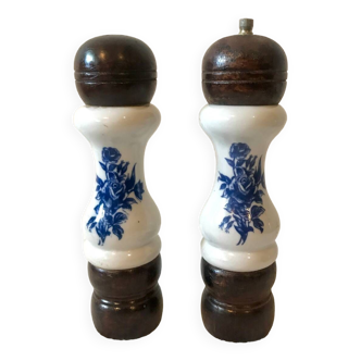 Duo salt and pepper shaker in wood and porcelain