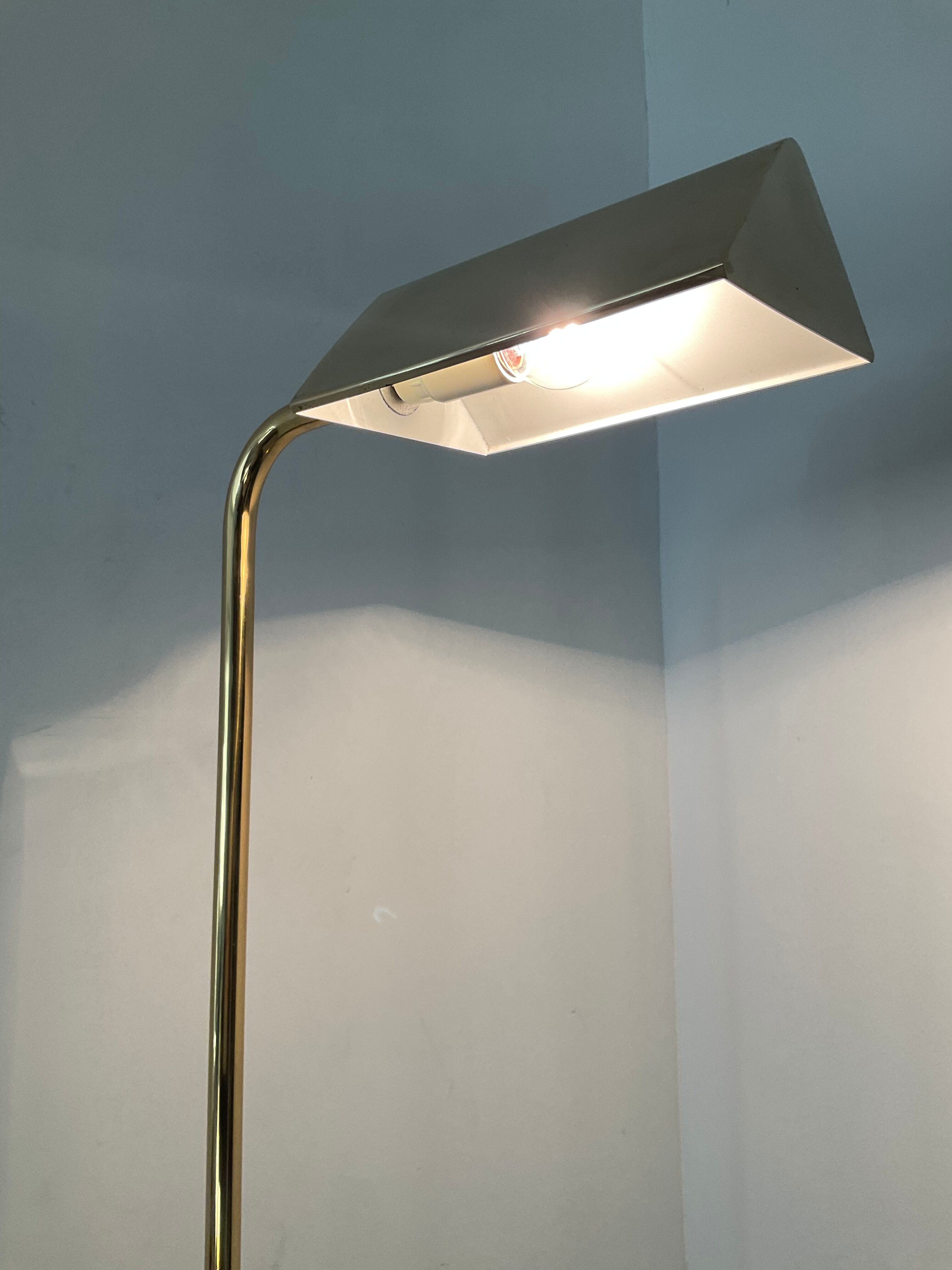 Floor lamp reader of the 70s in brass
