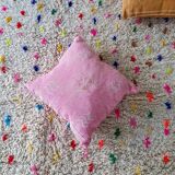 Large Berber rug made of natural wool, traditionally handwoven, 2/3 m.