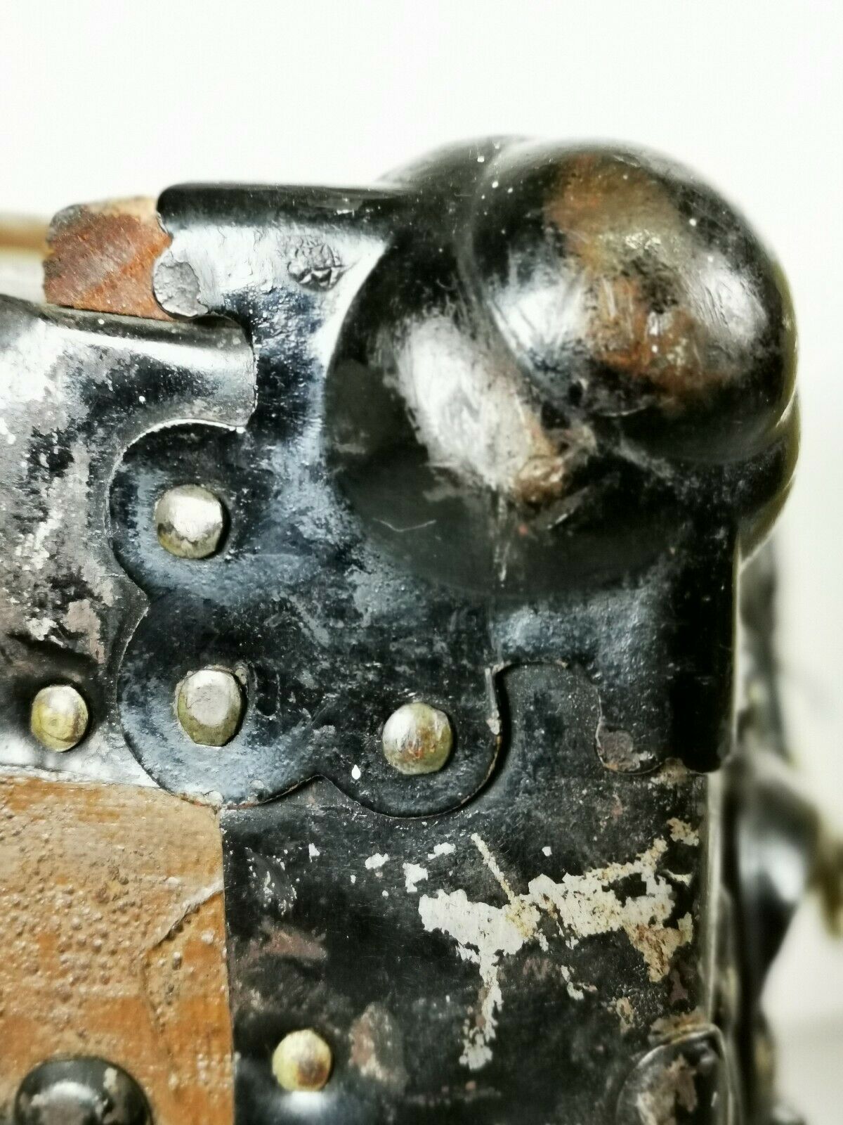 Late 19th Century Oak Banded Storage Travel Trunk / Chest