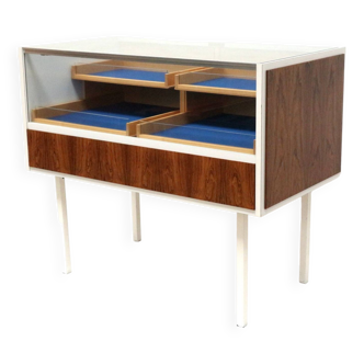 Comptoir/bureau vintage en verre avec tiroirs réalisé dans les années 1970