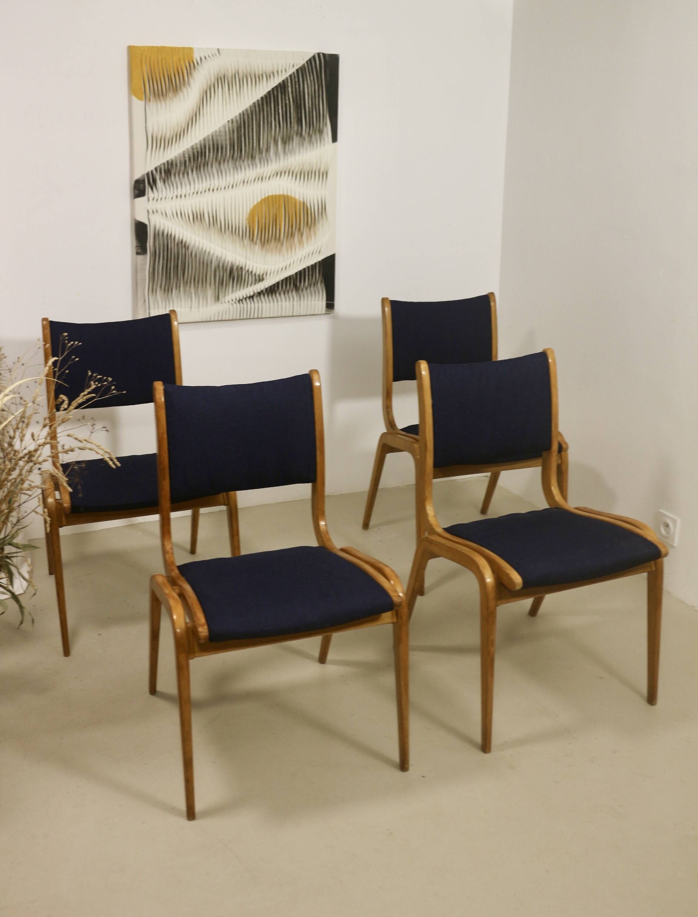 Lot de 4 chaises design scandinave bois courbé année 60.