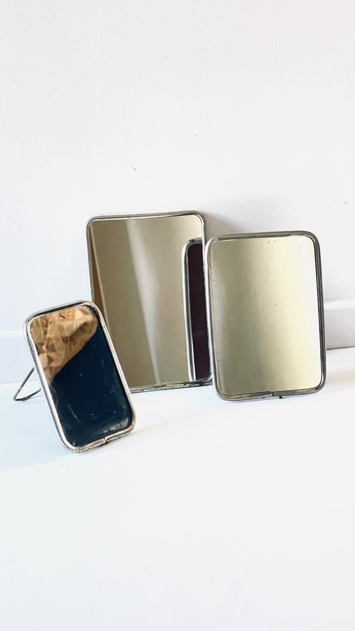 Collection de 3 miroirs barbier vintage