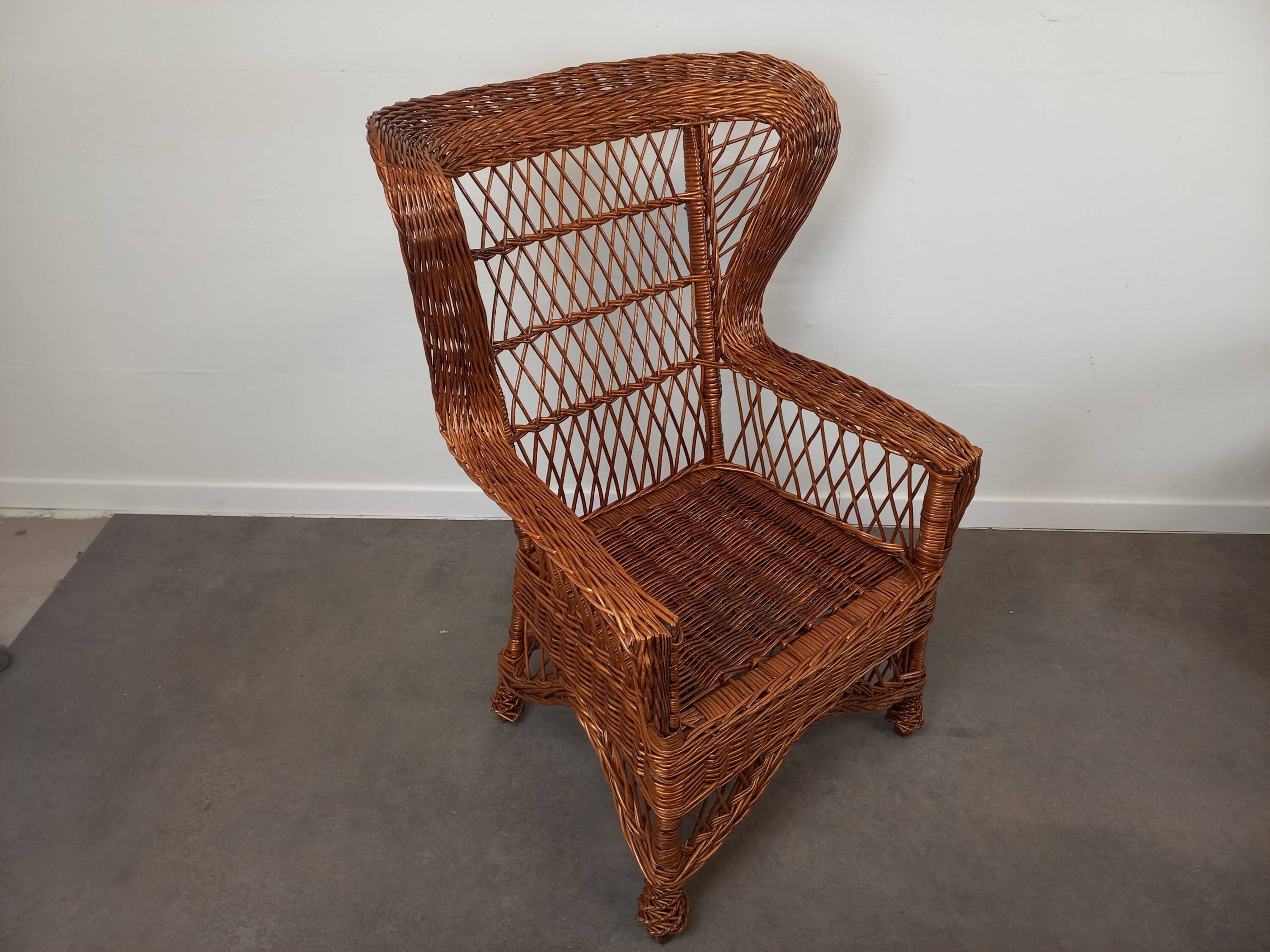 Rattan lounge