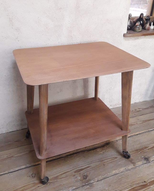 Table served legs compass with wheels 1950s