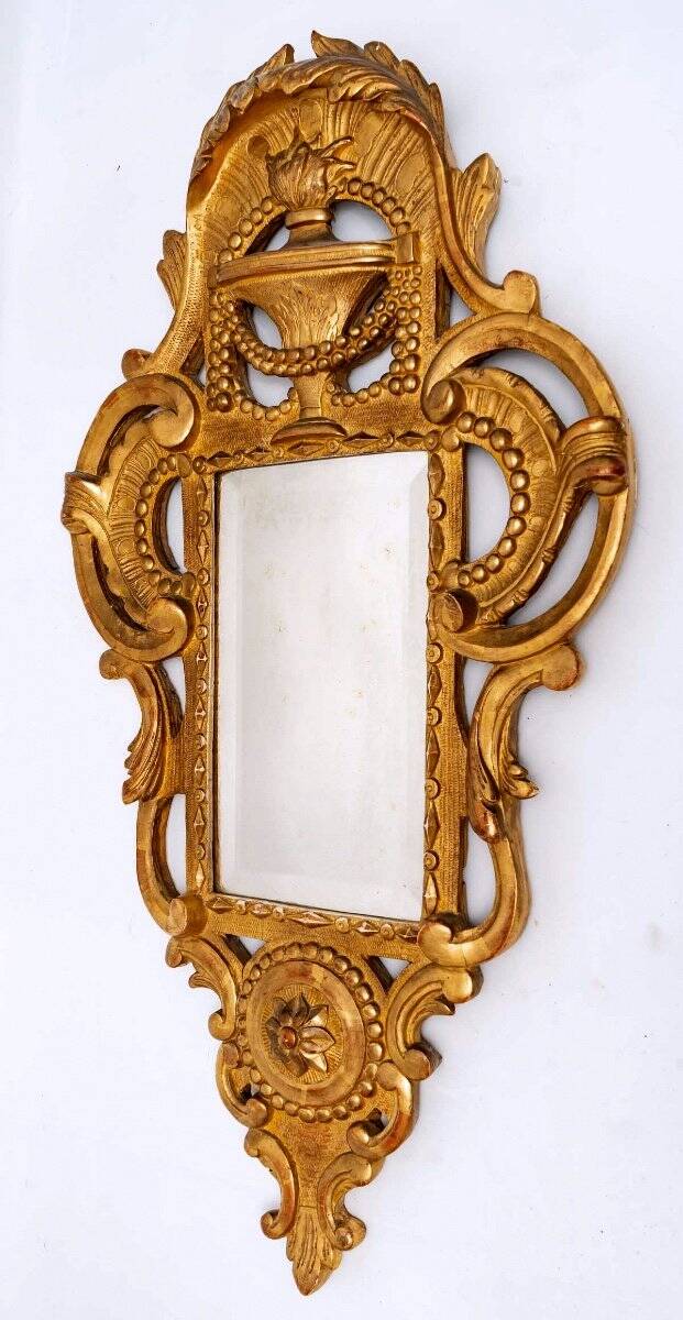 Room mirror - Bridal mirror - gilded wood - period: XVIIIth century