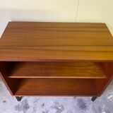 Sober vintage box furniture on adjustable metal feet