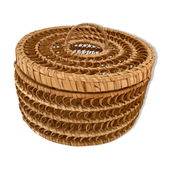 Vintage basket box in woven rattan