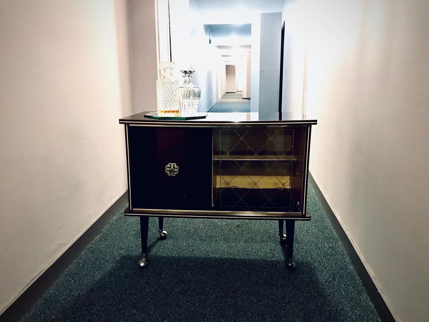 Meuble bar vintage style art deco