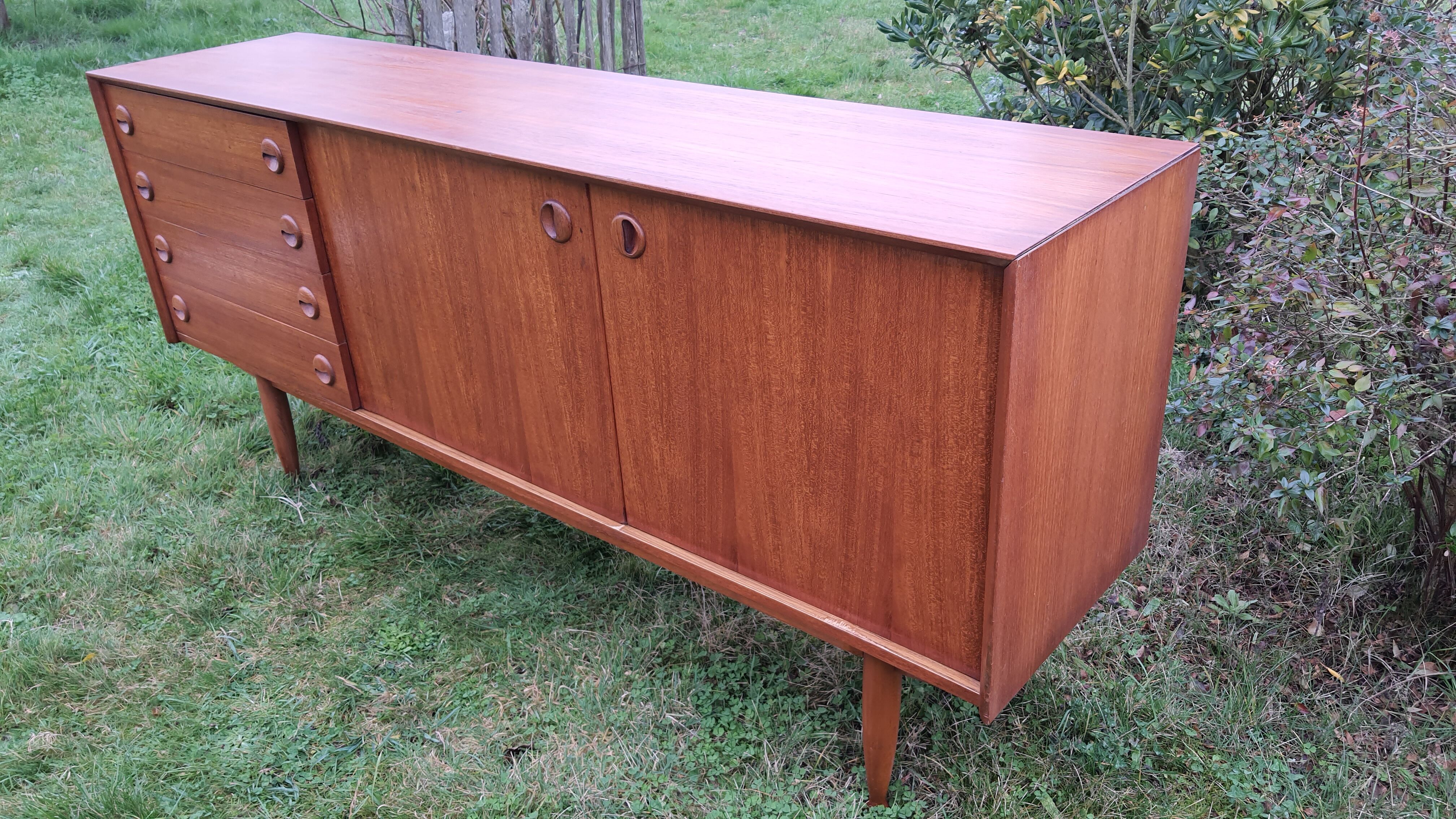 Scandinavian enfilade