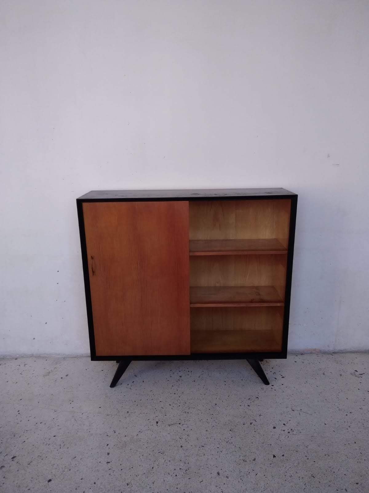Bookcase 60