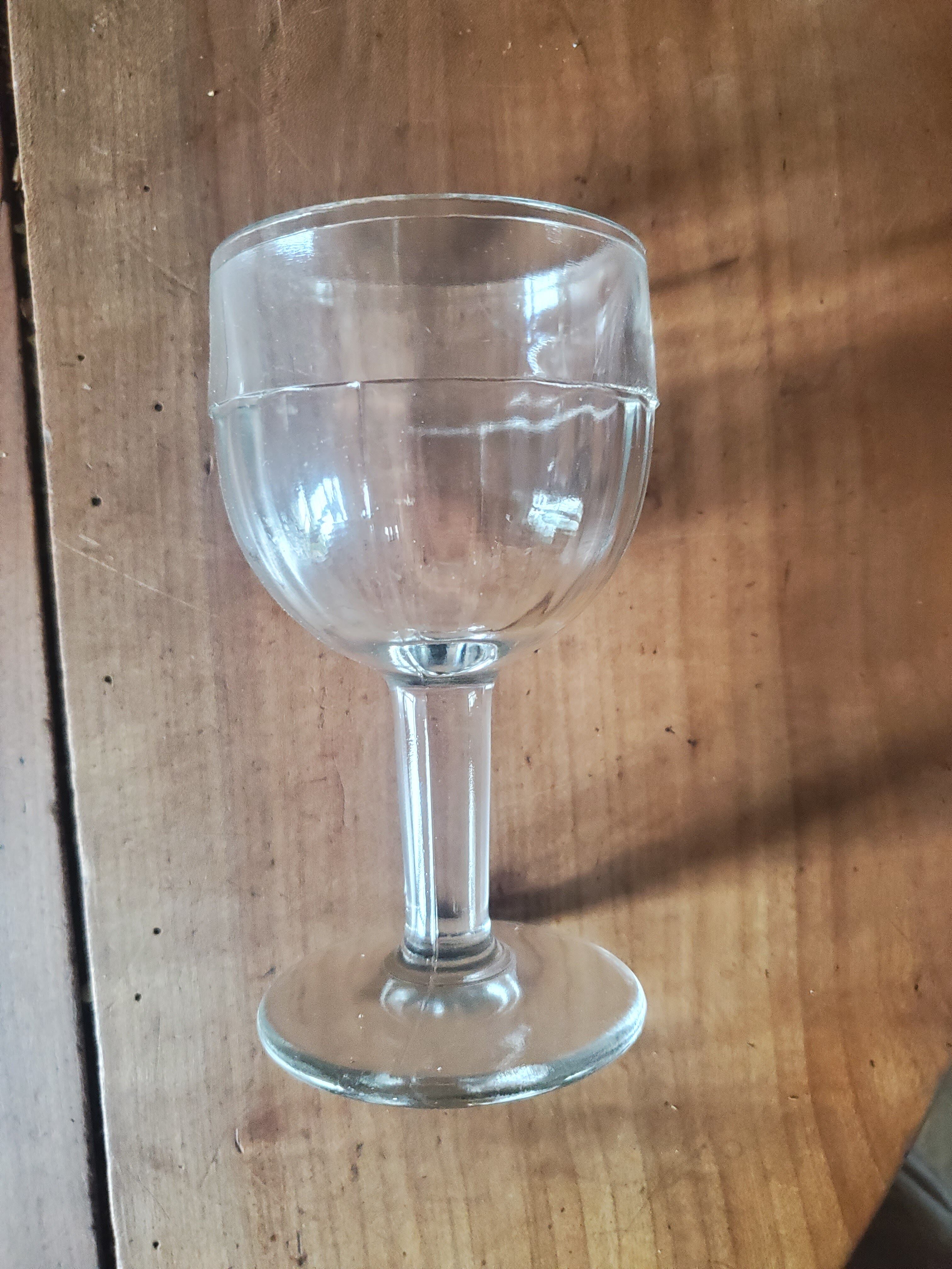 8 bistro glasses