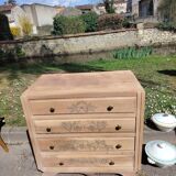Art Deco chest of drawers