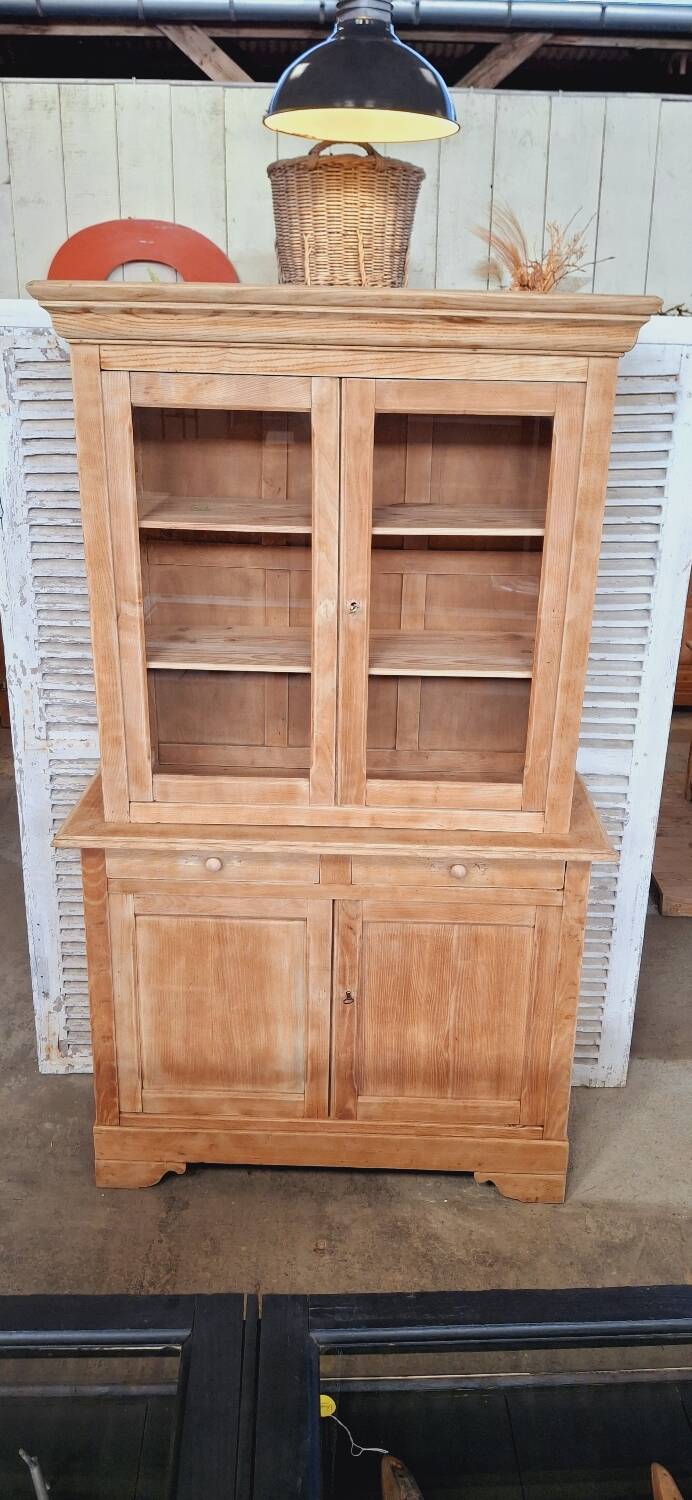 Two-piece glass-fronted buffet