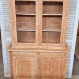 Sideboard with 2 glass panels