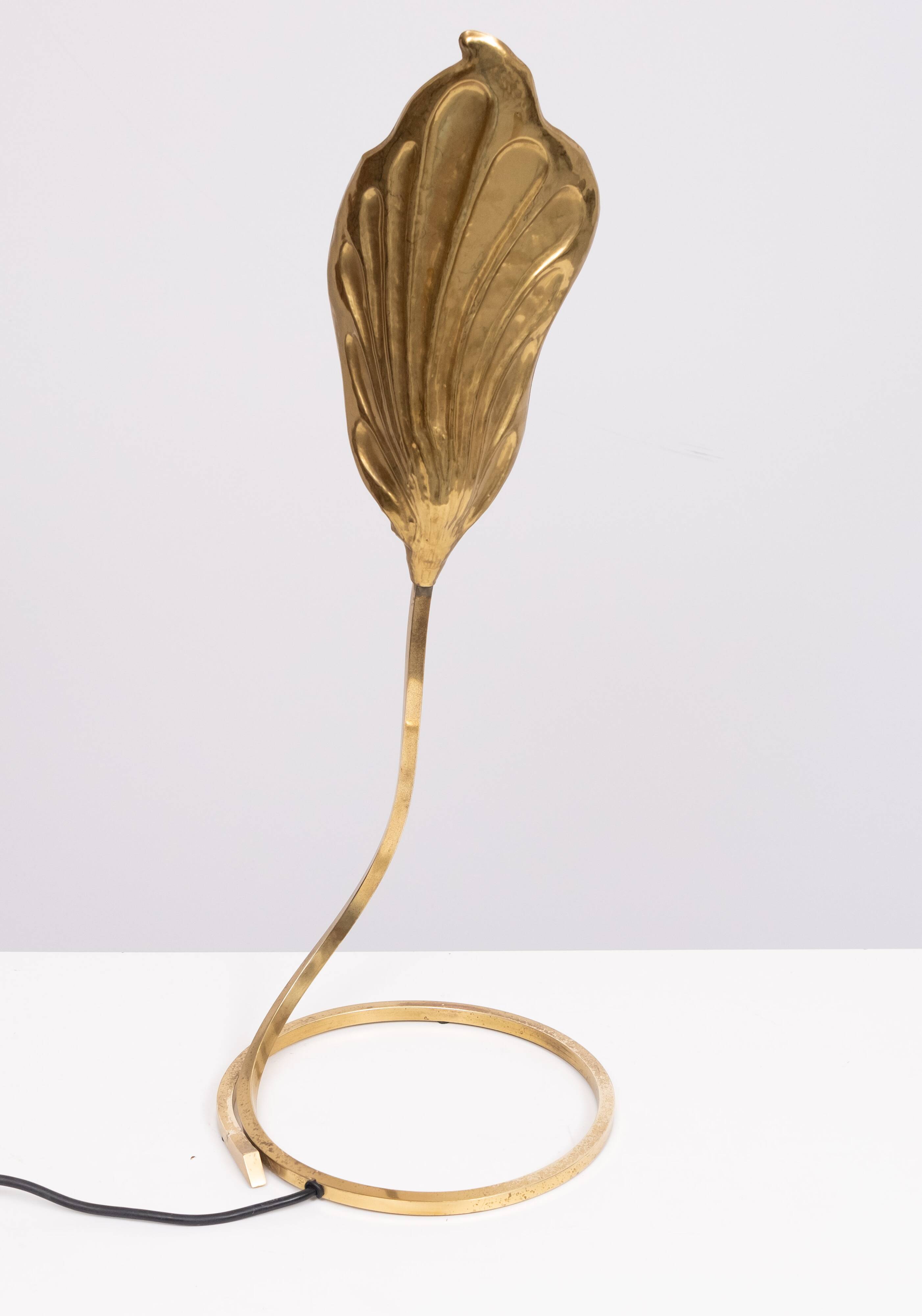 Pair Brass leaf table lamps design by Carlo Giorgi & Tommaso Barbi 1970s